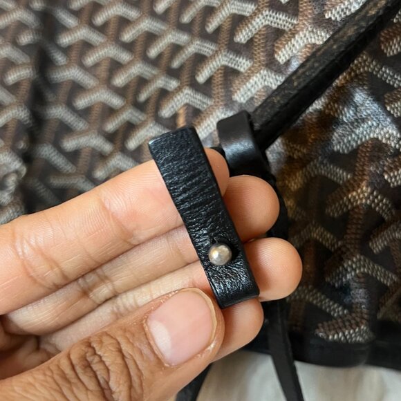 Goyard Saint Luis tote bag. Needs repair but is still functional. - Picture 12 of 16